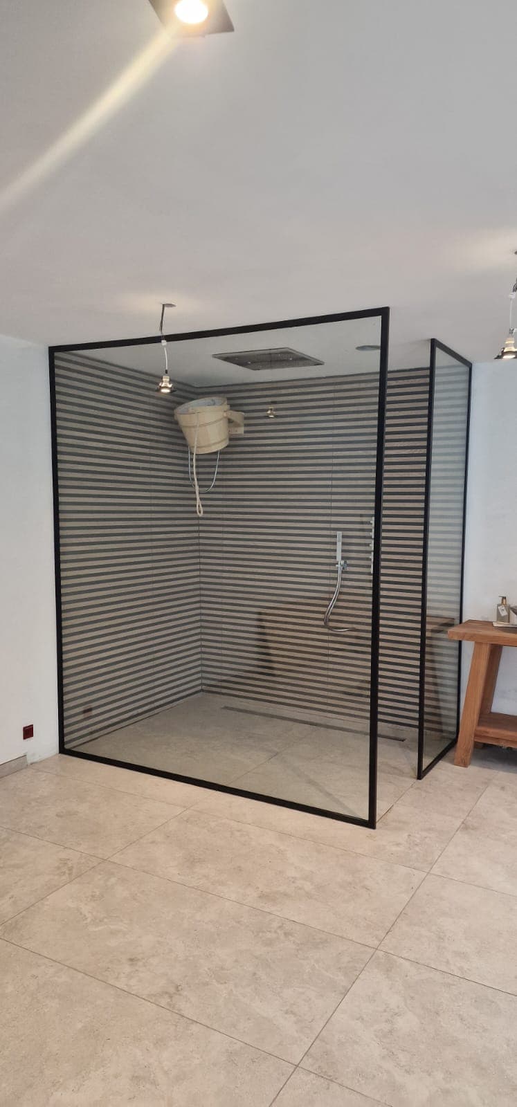 Paroi de douche noire Style Atelier