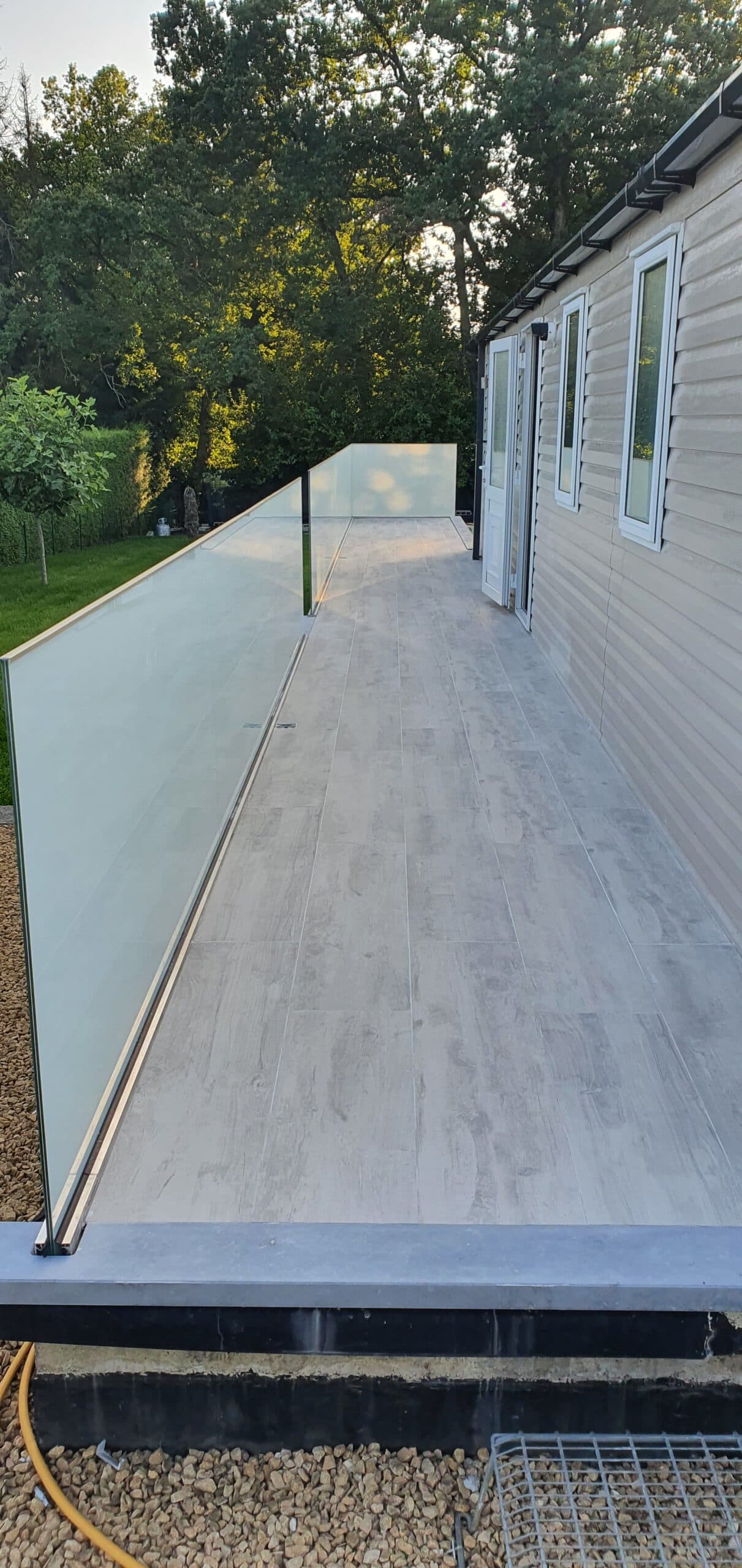 Protection en verre pour mezzanine